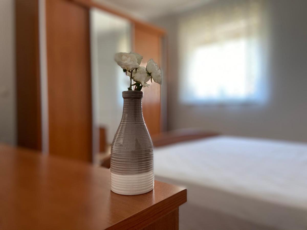 Apartments Pijaza Banjol エクステリア 写真