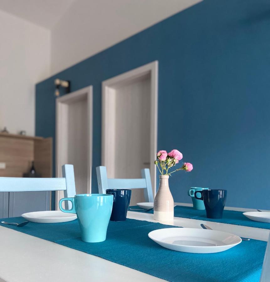 Apartments Pijaza Banjol エクステリア 写真