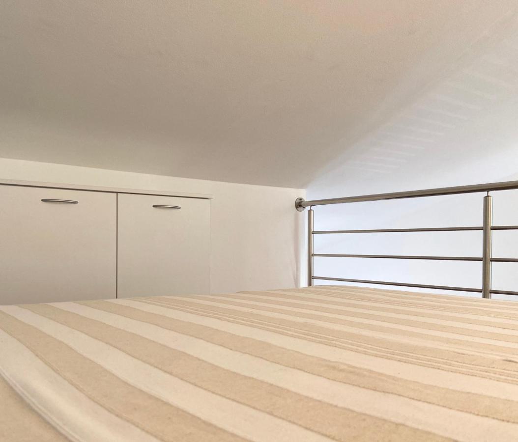 Apartments Pijaza Banjol エクステリア 写真
